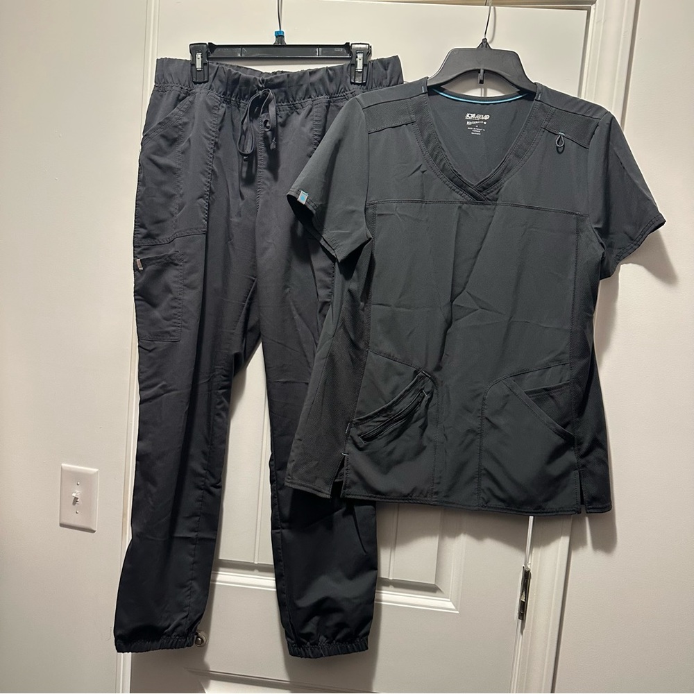 Scrubstar Gray Women's Scrub Set